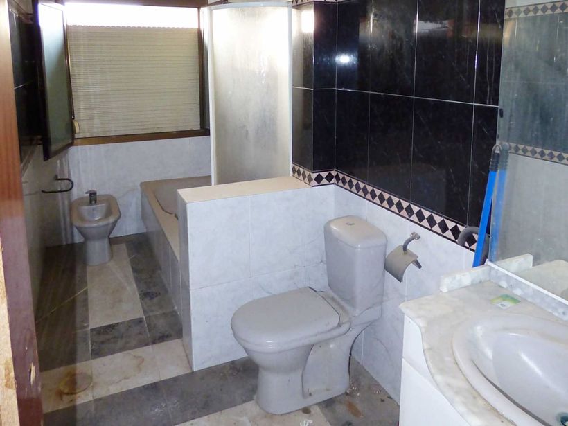Baño de la vivienda de Unicaja 