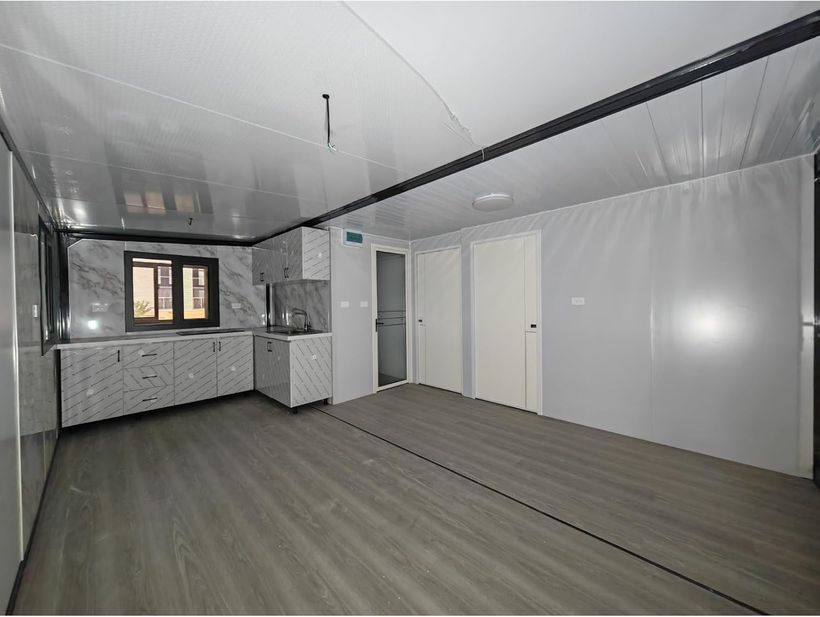 Interior de la casa prefabricada de Amazon