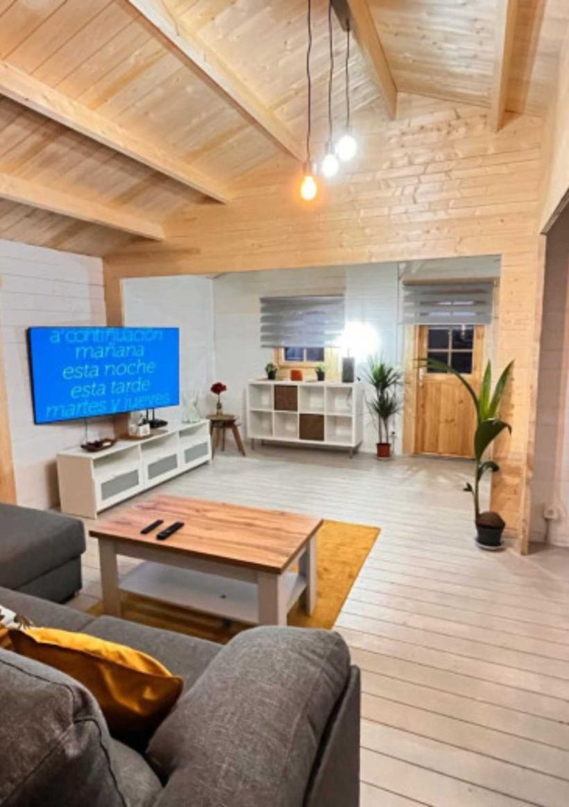Salón amueblado casa prefabricada Asturias