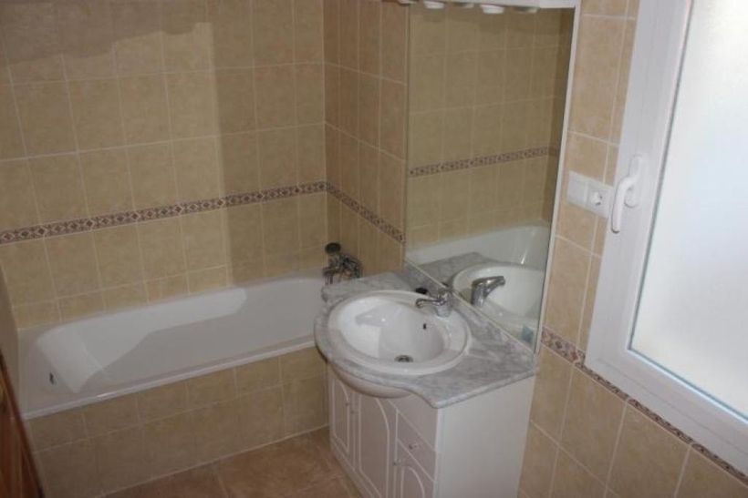 Baño de la vivienda situada en Tomelloso