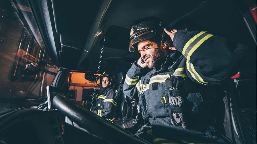bombero conductor envato