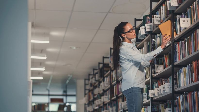 Una bibliotecaria