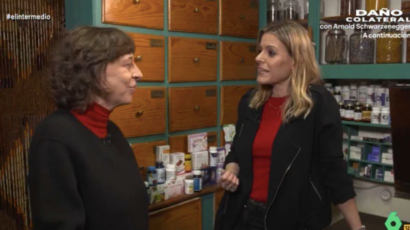 Esperanza Nieto y la reportera del programa. (La Sexta).