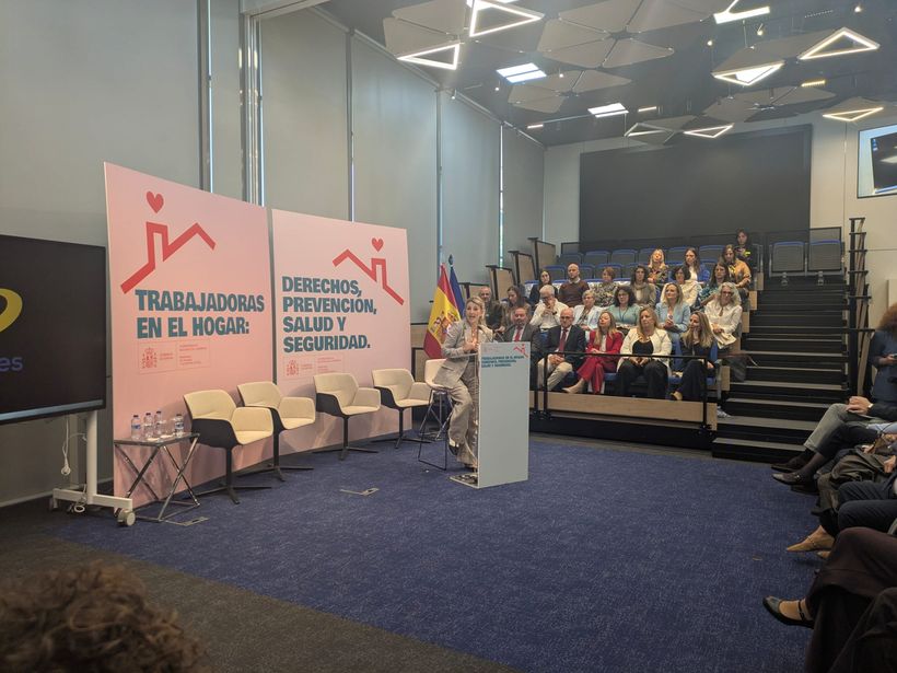 Yolanda Díaz Ayuso durante el evento 'Trabajadoras en el Hogar'- NoticiasTrabajo.