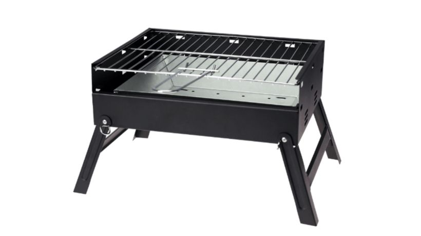 La barbacoa de Aldi con las patas plegables