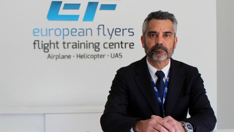 Luis Miñano piloto