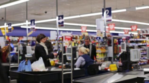 ¿Cuánto se cobra en Mercadona, Lidl, Carrefour y Aldi? Sueldos de hasta 2.039 € al mes