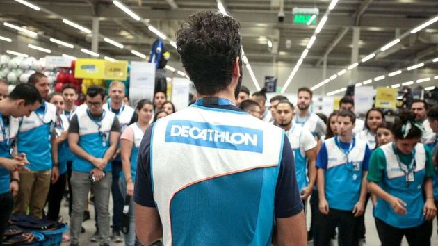 Decathlon no pide experiencia en estas vacantes: sueldo desde 1.289 euros