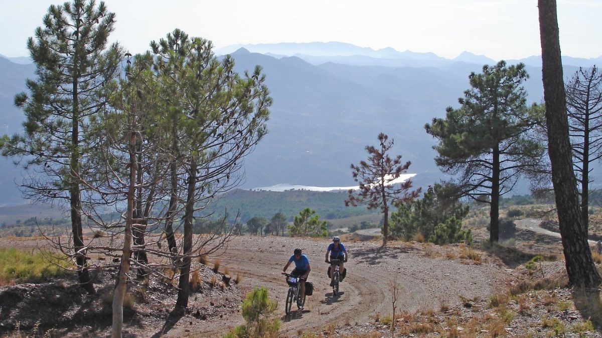 Una de las vías verdes más grandes de España se encuentra en Almería y sigue sumando kilómetros