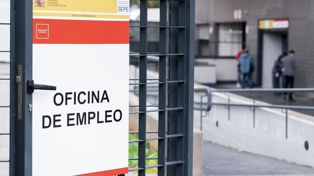 Esta es la nueva ayuda de 3.360 euros que puedes cobrar mientras trabajas desde junio