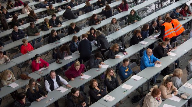 La Junta de Andalucía aprueba las oposiciones a maestros y profesores con 3.531 plazas: estas son todas las especialidades