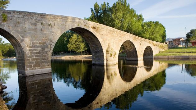 El pueblo cerca de Madrid perfecto para unas rutas de senderismo