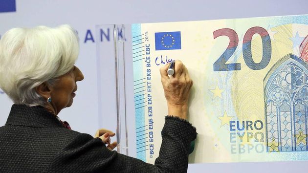 El euríbor vuelve a bajar y se sitúa en el 2,407%: pagaremos entre 65 y 110 euros menos de hipoteca