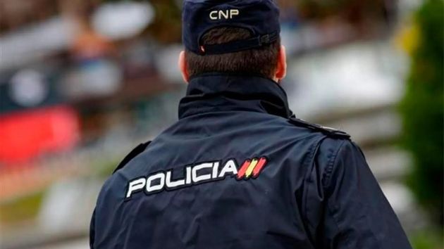 Miles de aspirantes se examinan hoy de las oposiciones a Policía Nacional: 2.607 plazas en juego y estas son las pruebas a superar