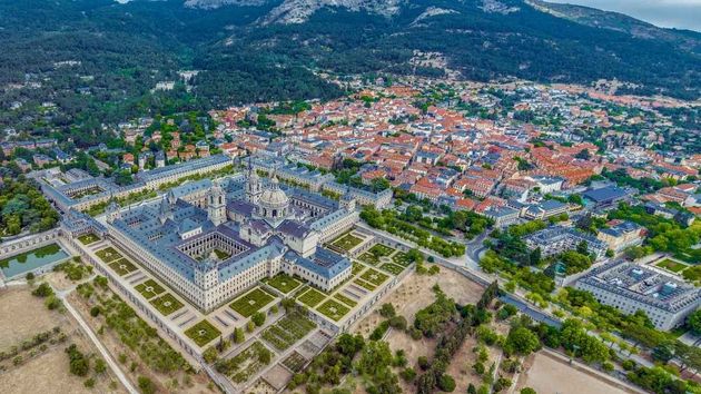 Ni Patones de Arriba ni Chinchón: este es el mejor pueblo de la Comunidad de Madrid según ChatGPT