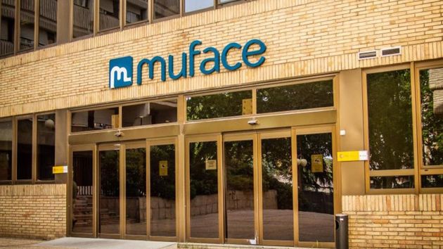 Fin de la crisis de Muface: Adeslas y Asisa concurrirán a la licitación