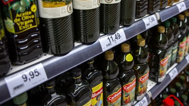 Alcampo tiene a la venta la garrafa de aceite de oliva a un precio imbatible: solo 4,25 euros el litro