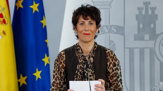 Elma Saiz asegura que “las pensiones no están en riesgo” y las futuras generaciones podrán cobrarlas: el sistema está “más fuerte que nunca”