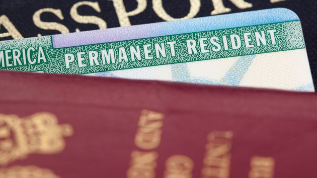 ¿Qué es la 'Tarjeta Verde' de Estados Unidos? Cómo conseguir la residencia permanente en el país norteamericano