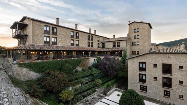 Este es uno de los Paradores más baratos de España, que reabre sus puertas y ofrece escapadas por tan solo 76 euros