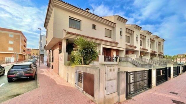 Solvia ofrece un chalet adosado totalmente reformado con 3 habitaciones por tan solo 22.500 euros