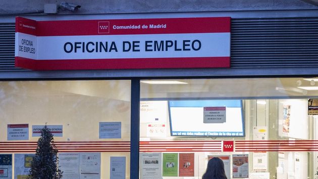 Un hombre deberá devolver 16.474 euros al SEPE de prestación por desempleo al darse de baja como autónomo