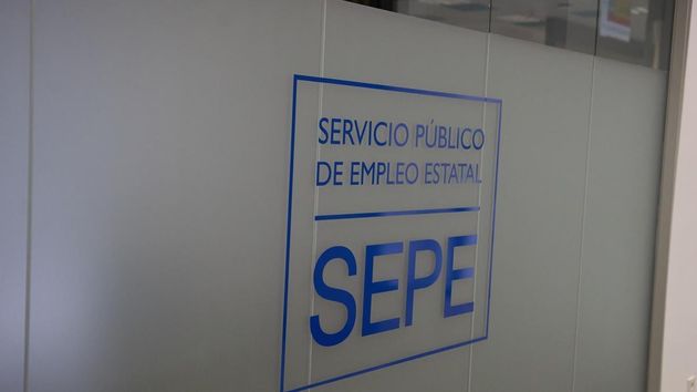 El SEPE avisa a los que cobran el subsidio para mayores de 52 años sobre este documento