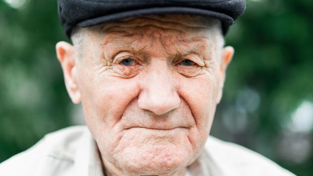 Me puedo jubilar a los 65 años si tengo 15 años cotizados