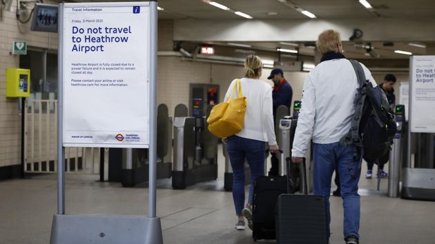 Cierre del aeropuerto de Heathrow: todo lo que deben pagarte si has sido uno de los afectados