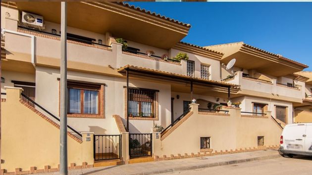 Solvia ofrece un chalet adosado con 142 metros y 3 habitaciones por 33.600 euros
