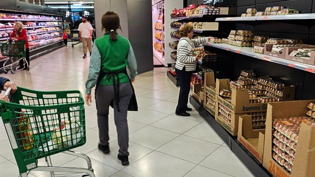 Mercadona ofrece trabajo fijo a tiempo completo con sueldos de hasta 4.000 euros en esta comunidad