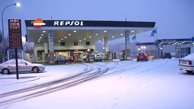 El precio de la gasolina baja con la nueva tarifa y el diésel cuesta 1 euro en estas gasolineras