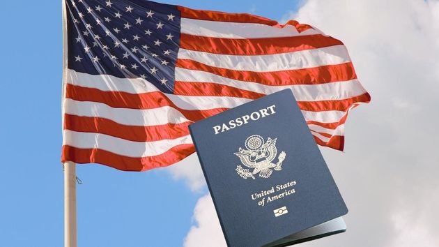 Si has estudiado una de estas profesiones te podrían dar la residencia legal en Estados Unidos: estas son las carreras