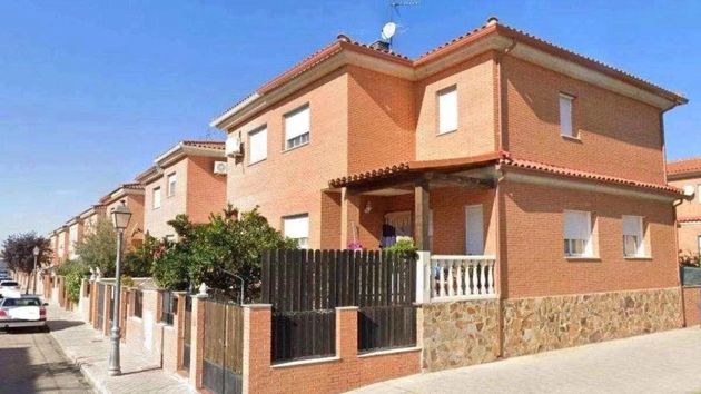 Unicaja ofrece un chalet de 186 metros, 3 habitaciones y cocina amueblada por solo 49.000 euros