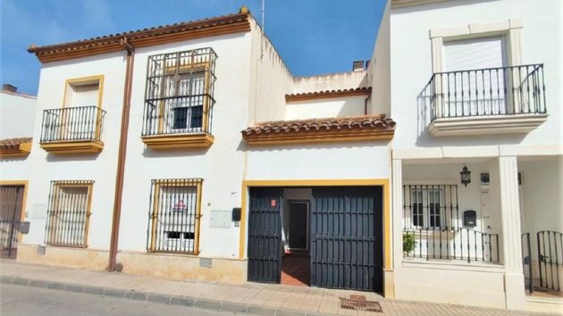 Kutxabank ofrece una casa de 142 metros, 4 habitaciones y patio por solo 49.000 euros