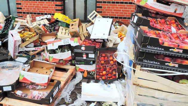 Luz verde a la nueva ley que obligará a los supermercados a dar frutas y verduras "feas"