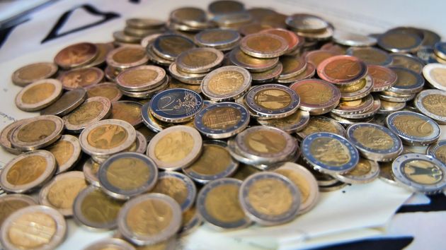 Las veinte monedas de dos euros más valiosas del mundo: te pueden pagar más de 2.500 euros