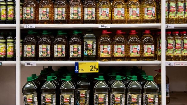 Alcampo publica el nuevo precio del aceite de oliva virgen extra en su catálogo: descuentos del 20% y 5 euros de regalo