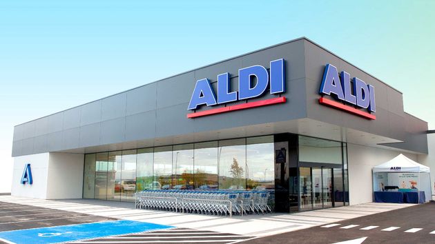 Aldi pone con rebaja la aspiradora de mano con la que tendrás el coche impoluto: no necesita cable
