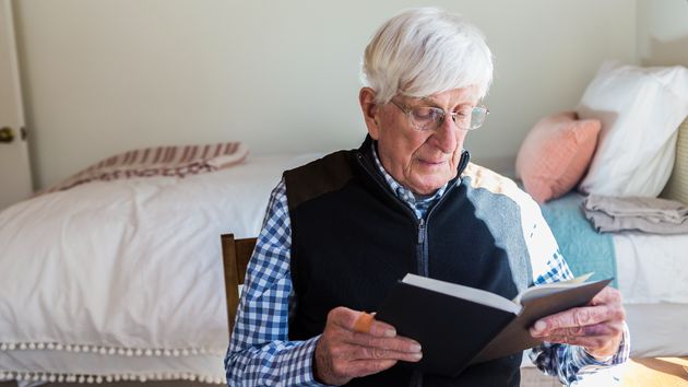 Ni leer ni ver la televisión: la actividad olvidada que estimula más el cerebro a partir de los 60 años