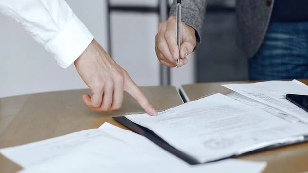 Vivir en otra ciudad sin cambiar el padrón te puede salir caro: 600 euros de multa