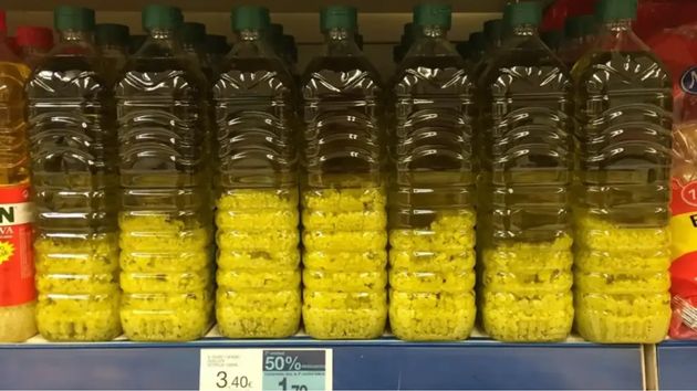 Los expertos avisan de los grumos blancos en el aceite de oliva: qué pasa cuando lo consumes