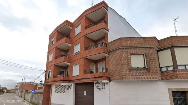 Unicaja ofrece un piso de 3 habitaciones y 2 baños por solo 21.300 euros
