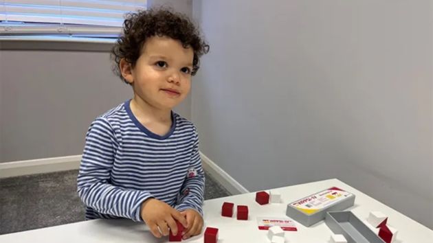 Un niño superdotado de 2 años consigue entrar en el libro Guiness de los Récords por un sólo motivo
