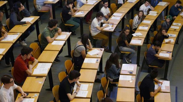 La oposición con casi 1.000 plazas y sueldo de 23.976 euros para ser funcionario con la ESO