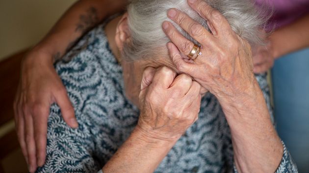 Una mujer pierde la pensión de viudedad y deberá devolver 2.355,62 euros porque no comunicó a la Justicia que se había reconciliado con su marido tras el divorcio
