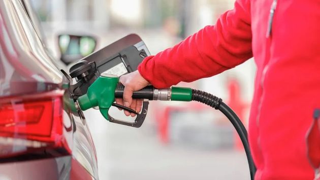La DGT recomienda circular estas vacaciones con esta cantidad de combustible: "Será de gran ayuda"