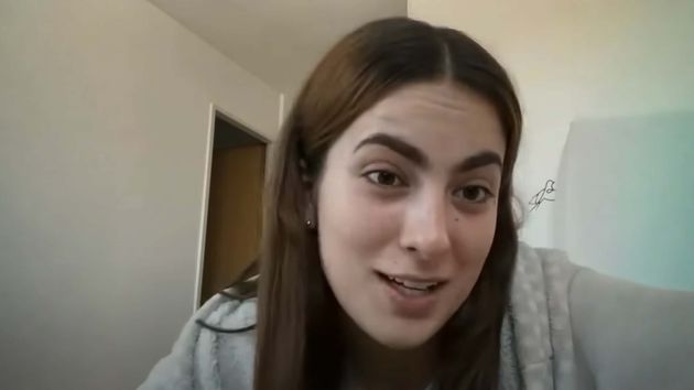 Sara, (22 años), no se corta al hablar de lo que gana en un supermercado en Suiza: “He llegado a ganar casi 5.000 euros al mes; no conozco a ningún ingeniero en España que cobre eso”