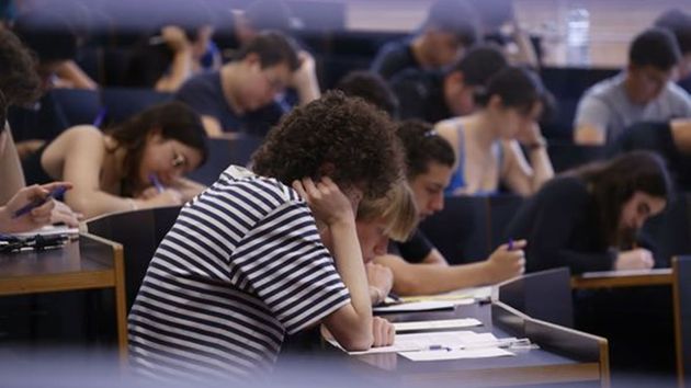 Los jóvenes de Madrid sin trabajo ni estudios pueden pedir una beca de formación de 2.800 euros si cumplen estos requisitos