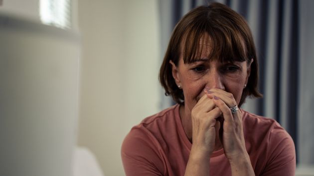 Sara Torrijos, madre de dos hijos: “esta estafa me hizo perder 4.400€ y casi me lleva al suicidio”